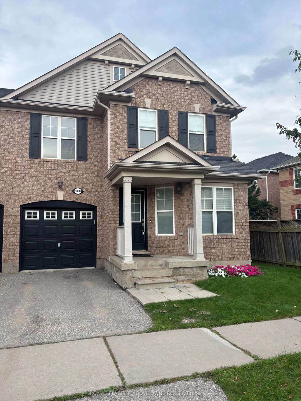 1050 Wickson Way, Milton