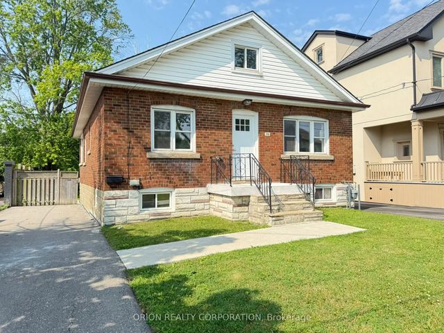 1016 Haig Boulevard, Mississauga