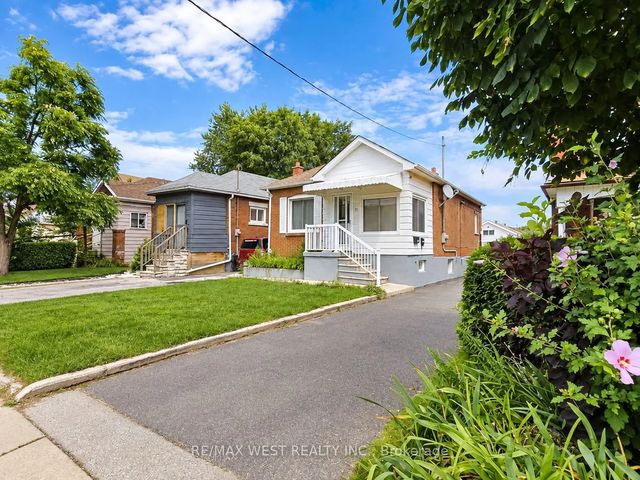 51 Mould Avenue Bsmt, Toronto W03