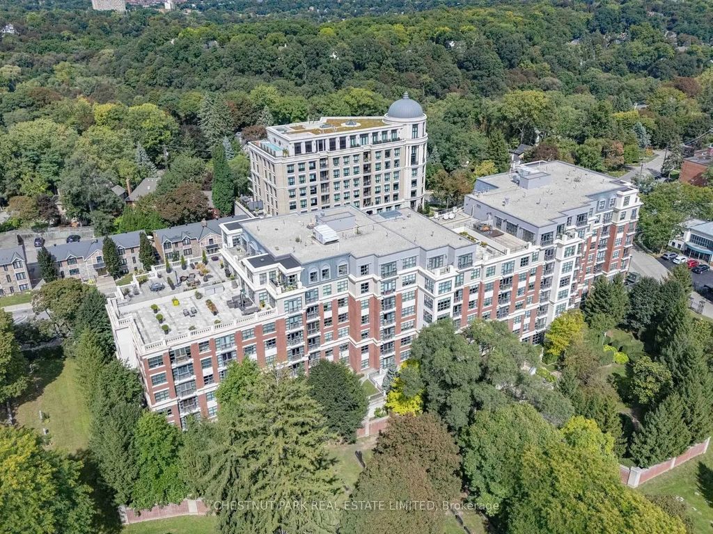2855 Bloor Street W 311, Toronto W07