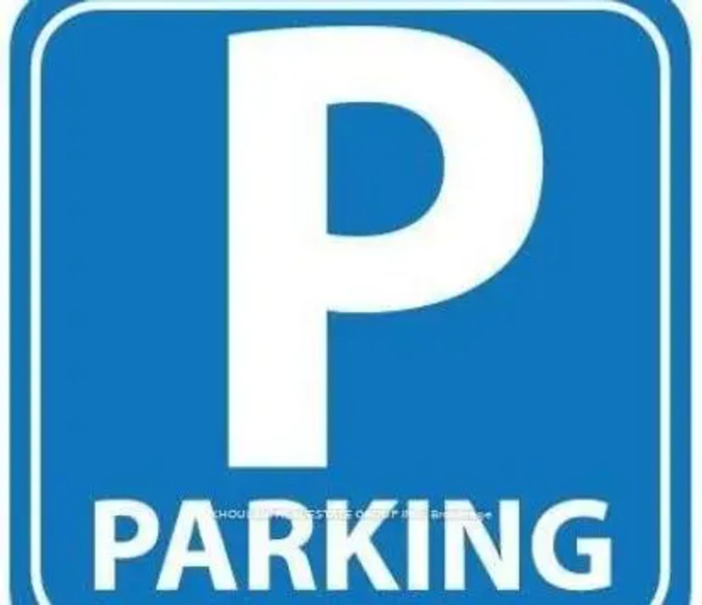 11 Applewood Lane Parking, Toronto W08