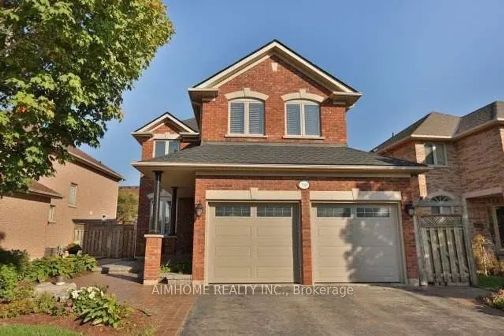 390 Grovehill Road, Oakville