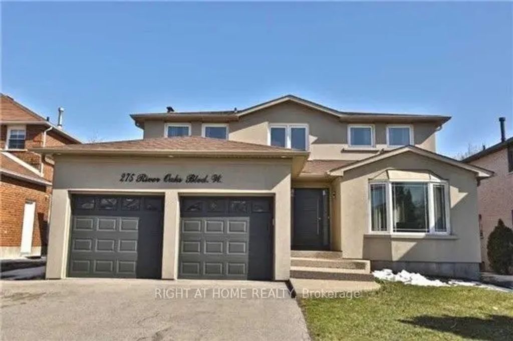 275 River Oaks Boulevard W, Oakville
