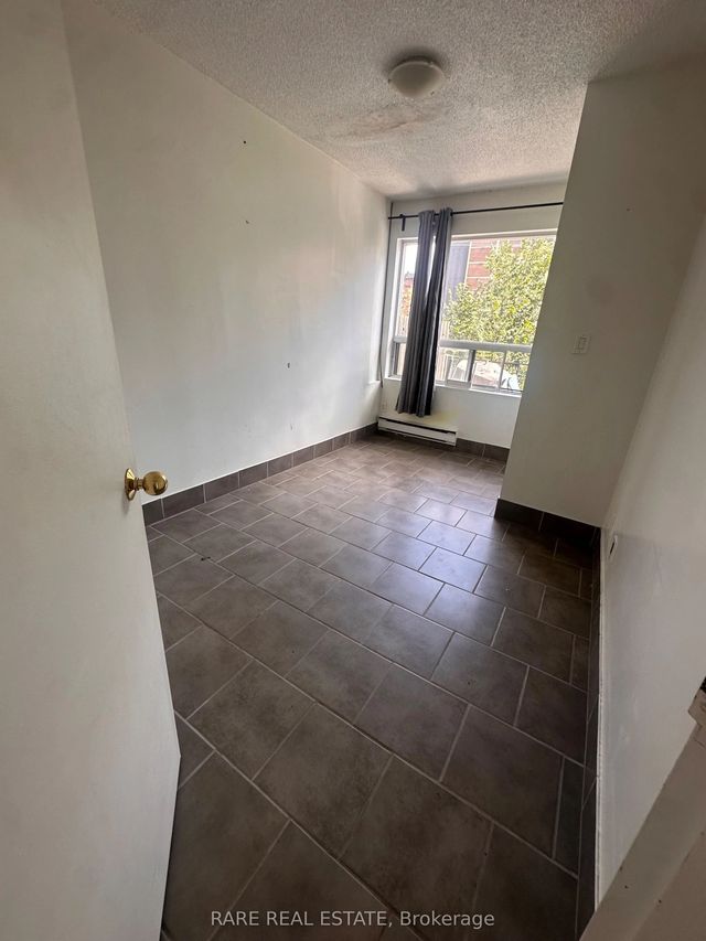 120 Spencer Avenue 5, Toronto W01