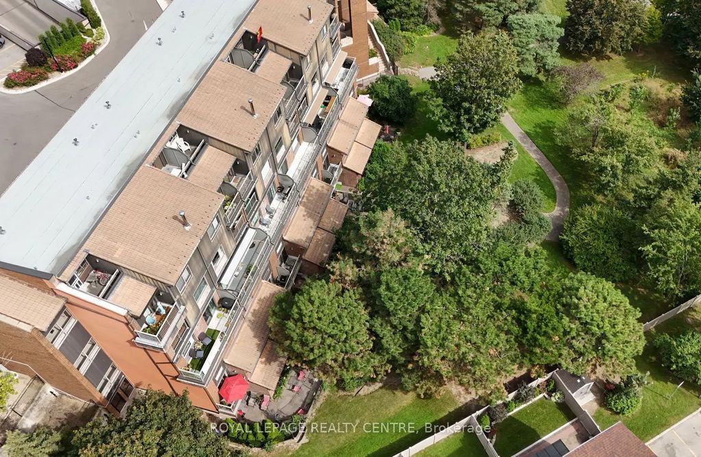 1000 Cedarglen Gate 201, Mississauga