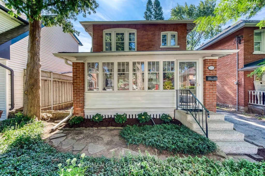 2180 Caroline Street, Burlington