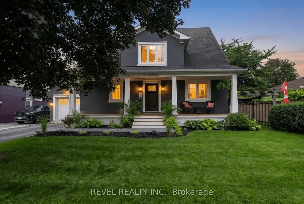 100 Robinwood Crescent, Milton