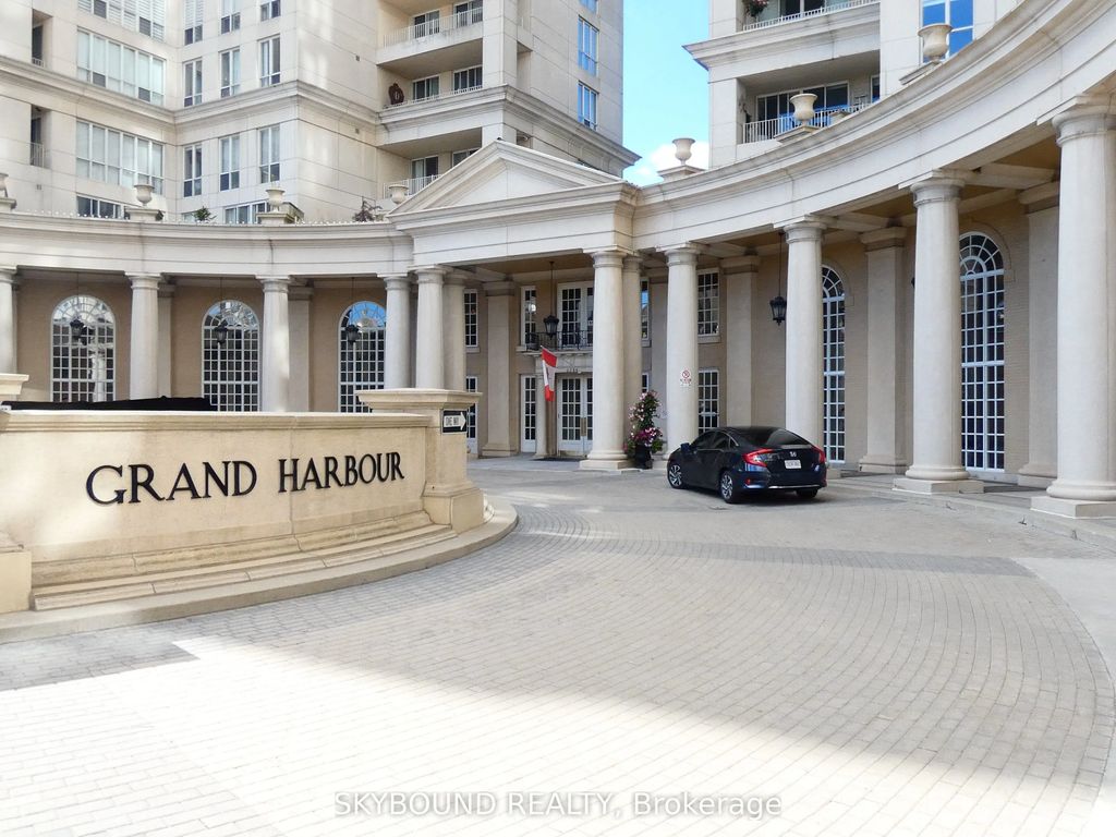 2285 Lake Shore Boulevard W 411, Toronto W06