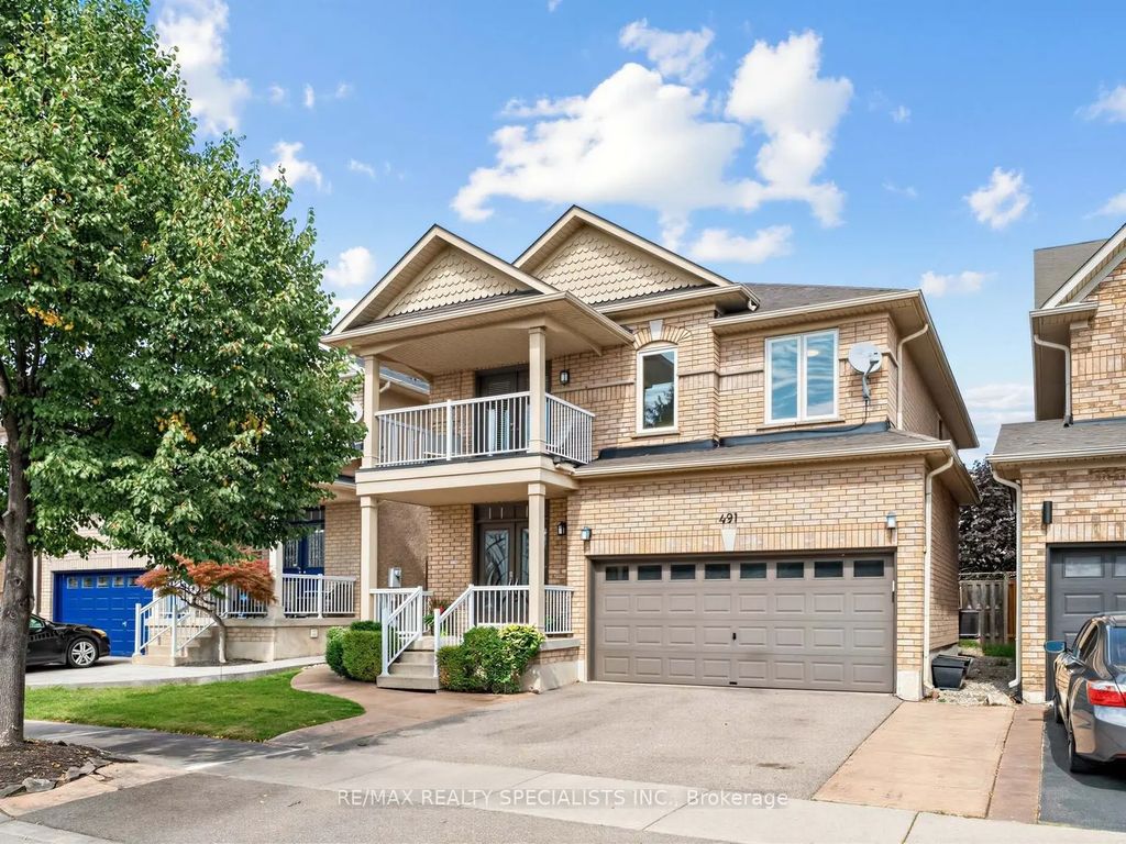 491 Willmott Crescent, Milton
