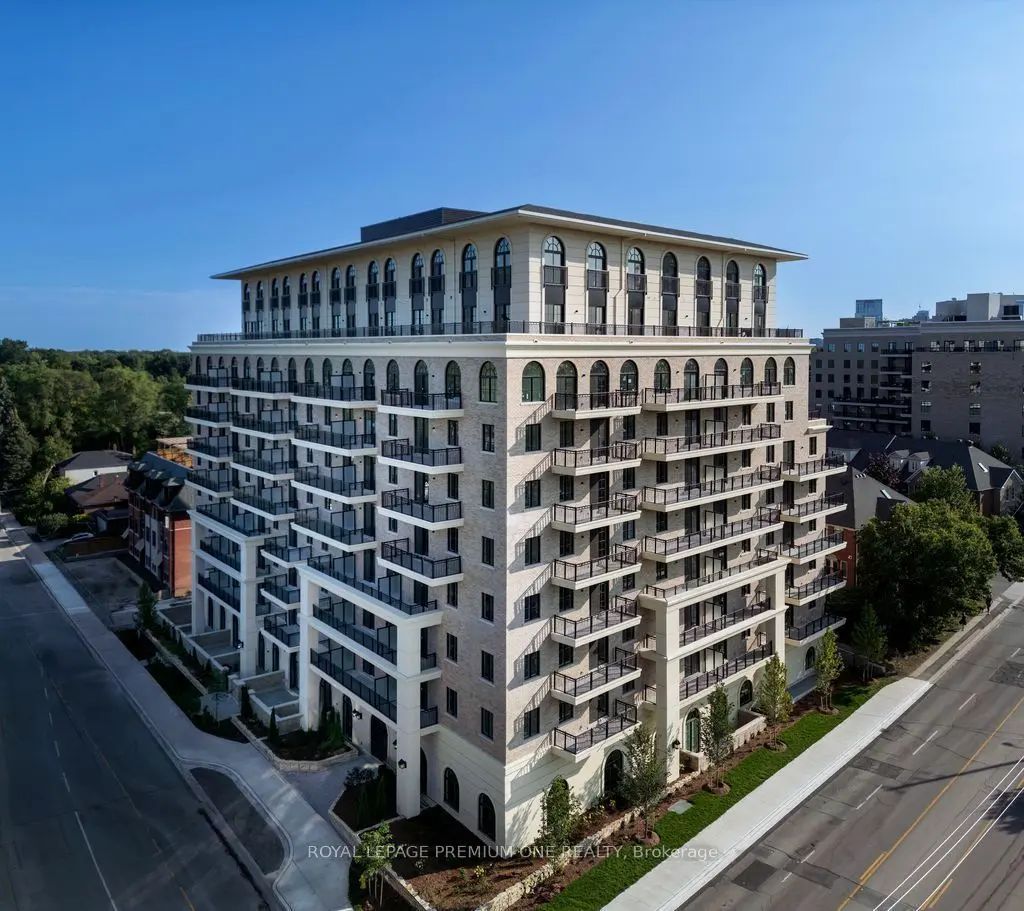38 Earlington Avenue Ph02, Toronto W08