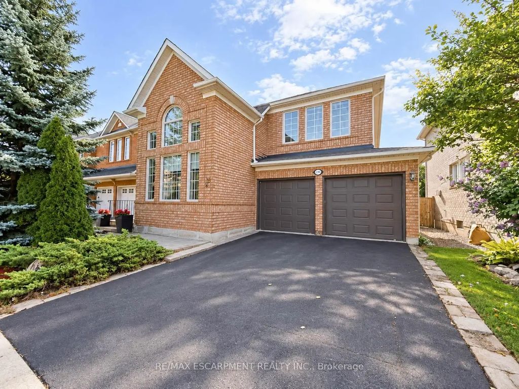 1396 Thorncrest Crescent, Oakville