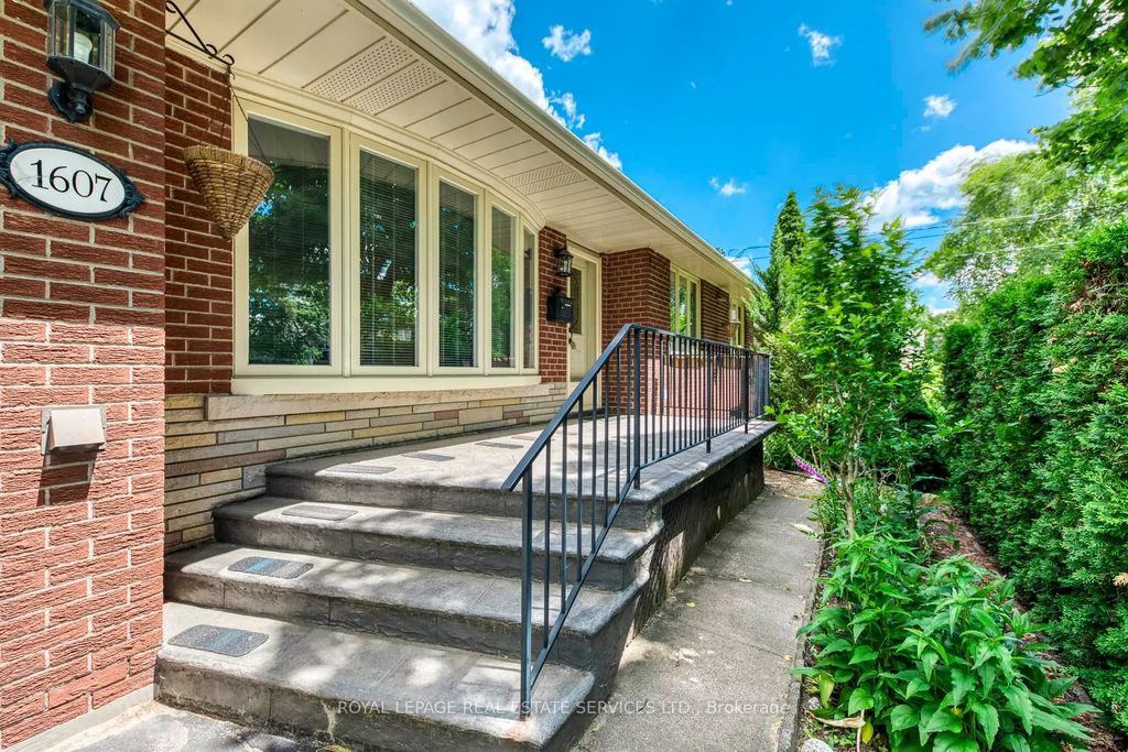 1607 Ewald Road, Mississauga