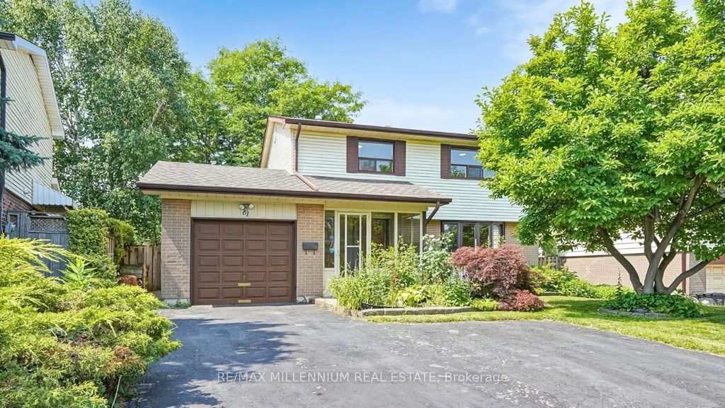 61 Centre Street S, Brampton