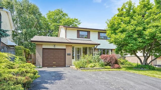 61 Centre Street S, Brampton