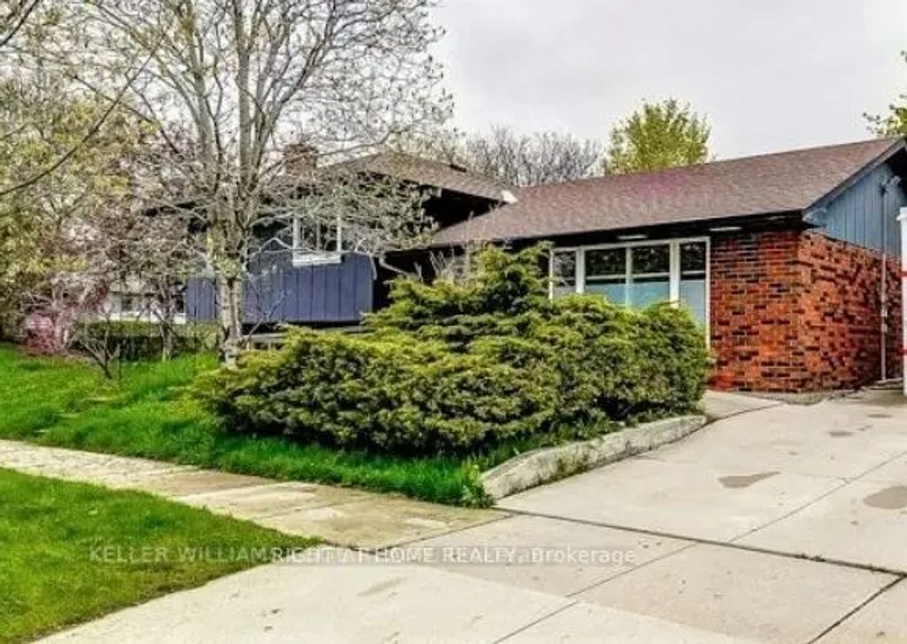 1411 Charles Drive, Burlington