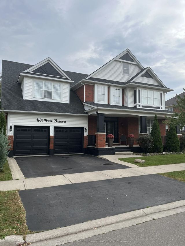 1406 Hearst Boulevard, Milton