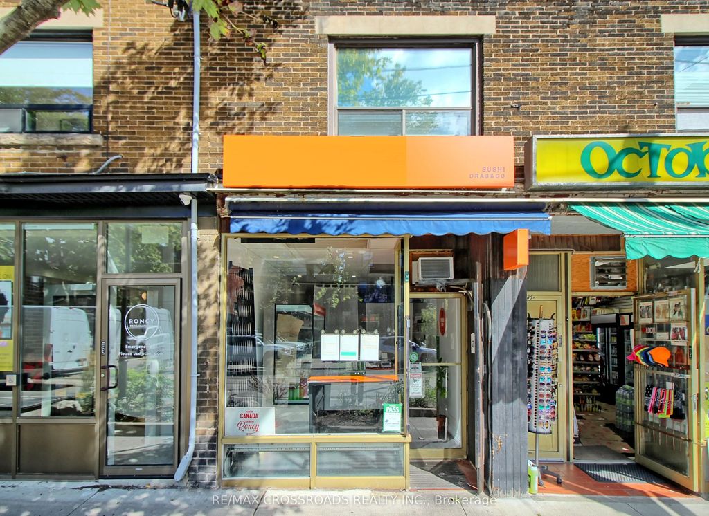 67 Roncesvalles Avenue, Toronto W01