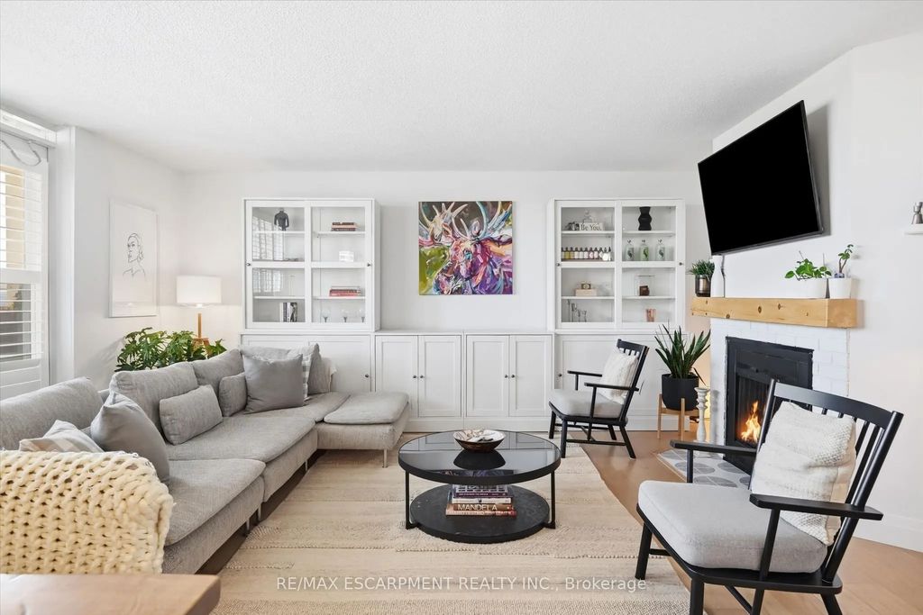 700 Dynes Road 909, Burlington