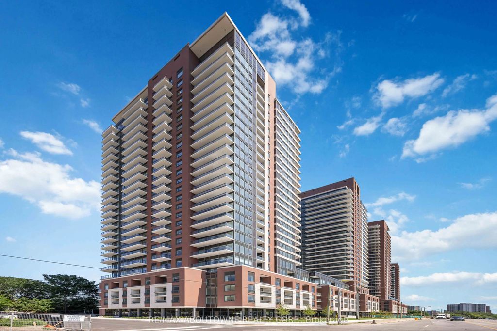 4010 Eglinton Avenue W 2105, Toronto W09