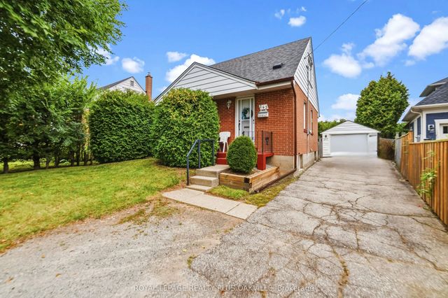 243 Jennings Crescent, Oakville