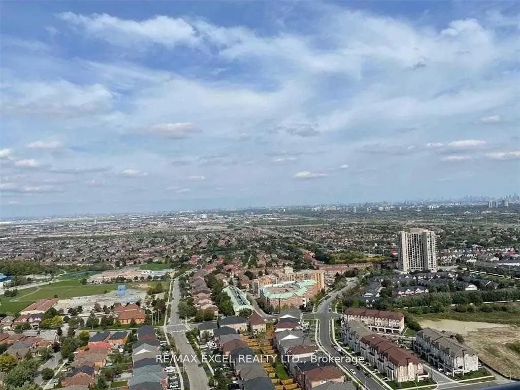 8 Nahani Way Lph01, Mississauga