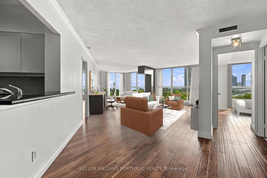 22 Southport Street 940, Toronto W01