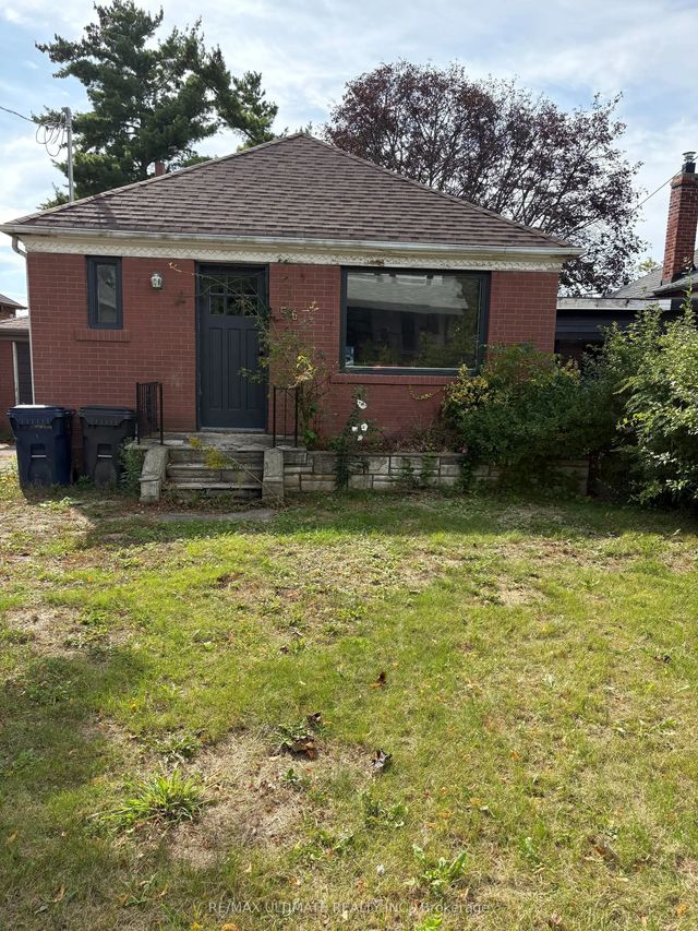 56 Glenhaven Street, Toronto W04