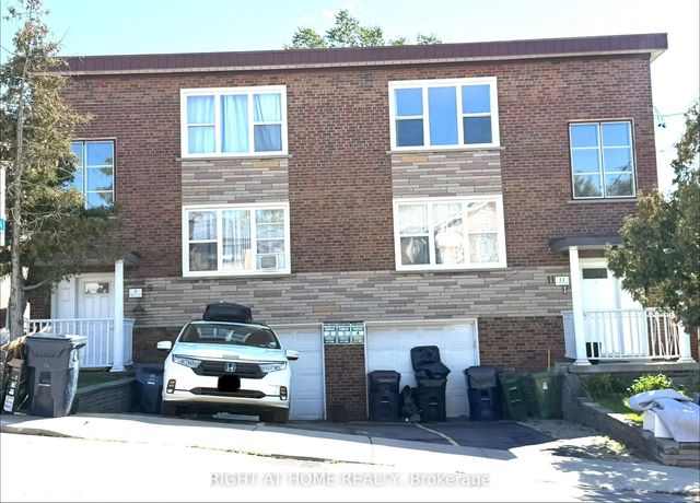 11 Donald Avenue 4, Toronto W03