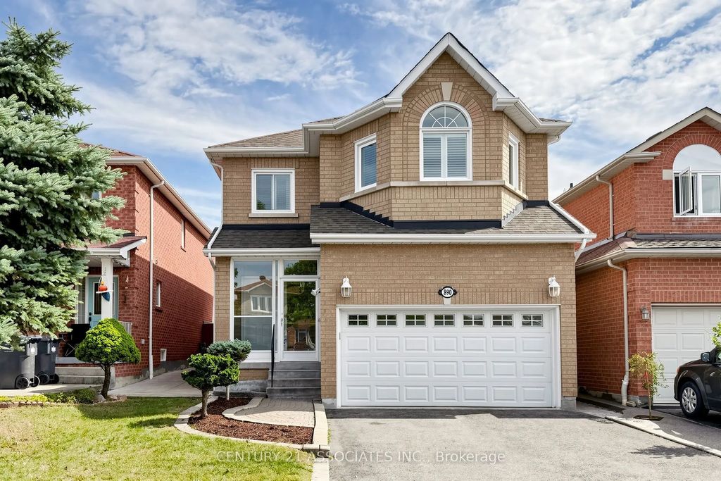 890 Blyleven Boulevard, Mississauga