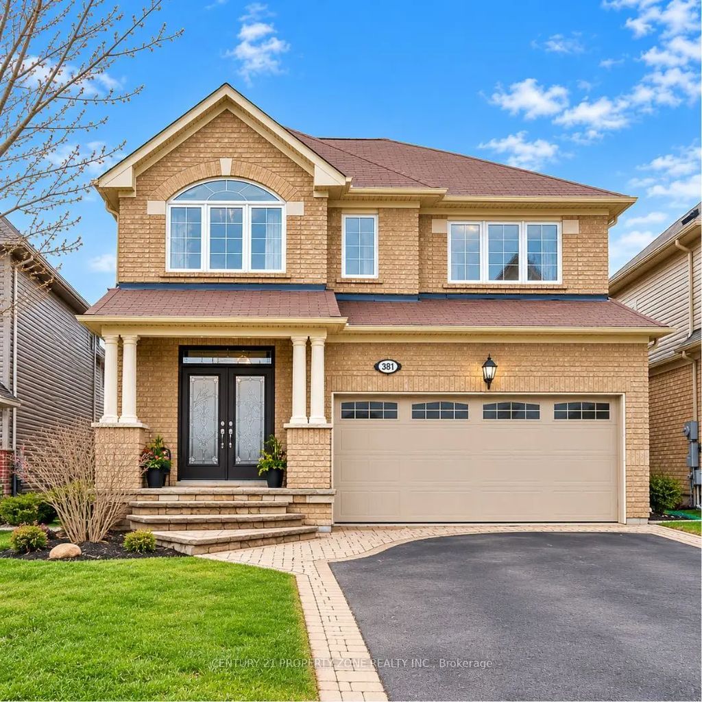 381 Nakerville Crescent, Milton