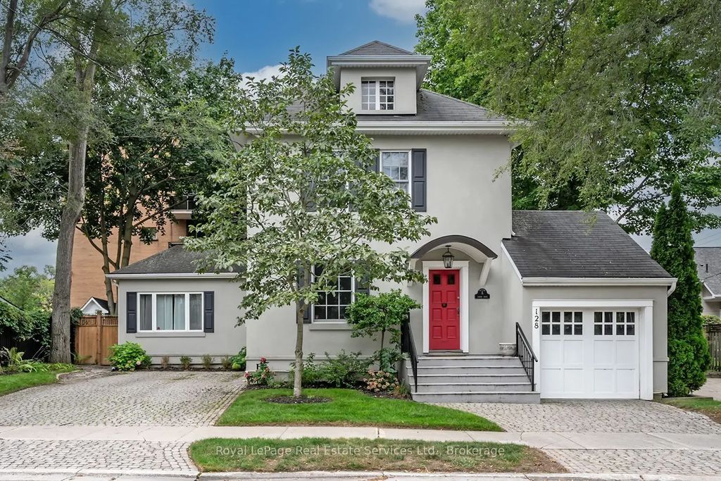 128 Chisholm Street, Oakville