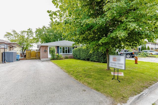 14 Carlton Drive, Orangeville