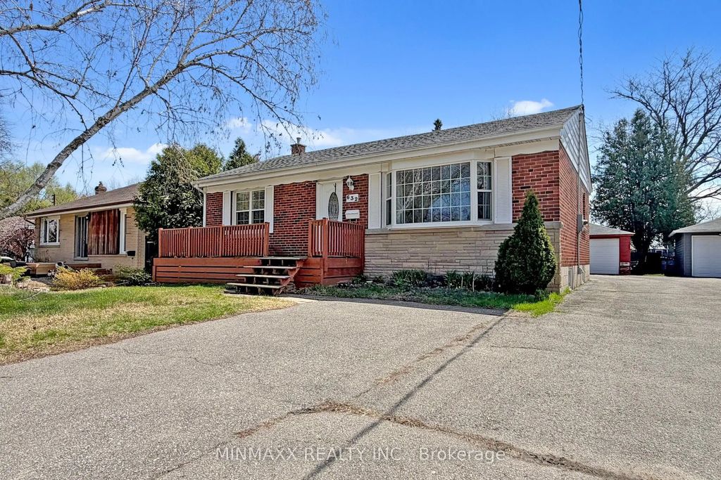 632 Inverness Avenue, Burlington