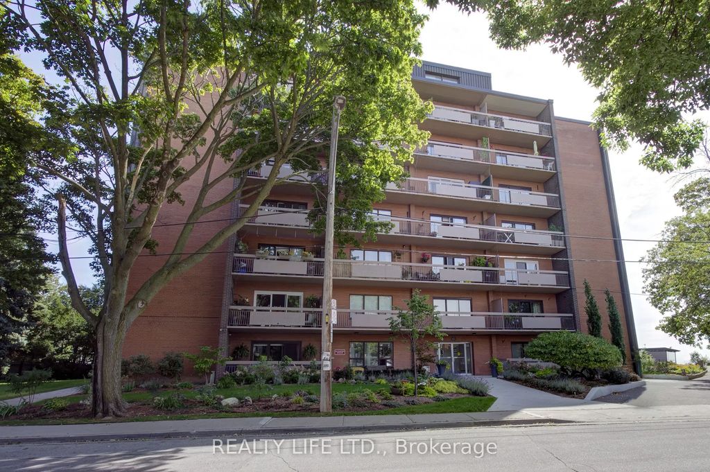41 Lake Shore Drive 502, Toronto W06