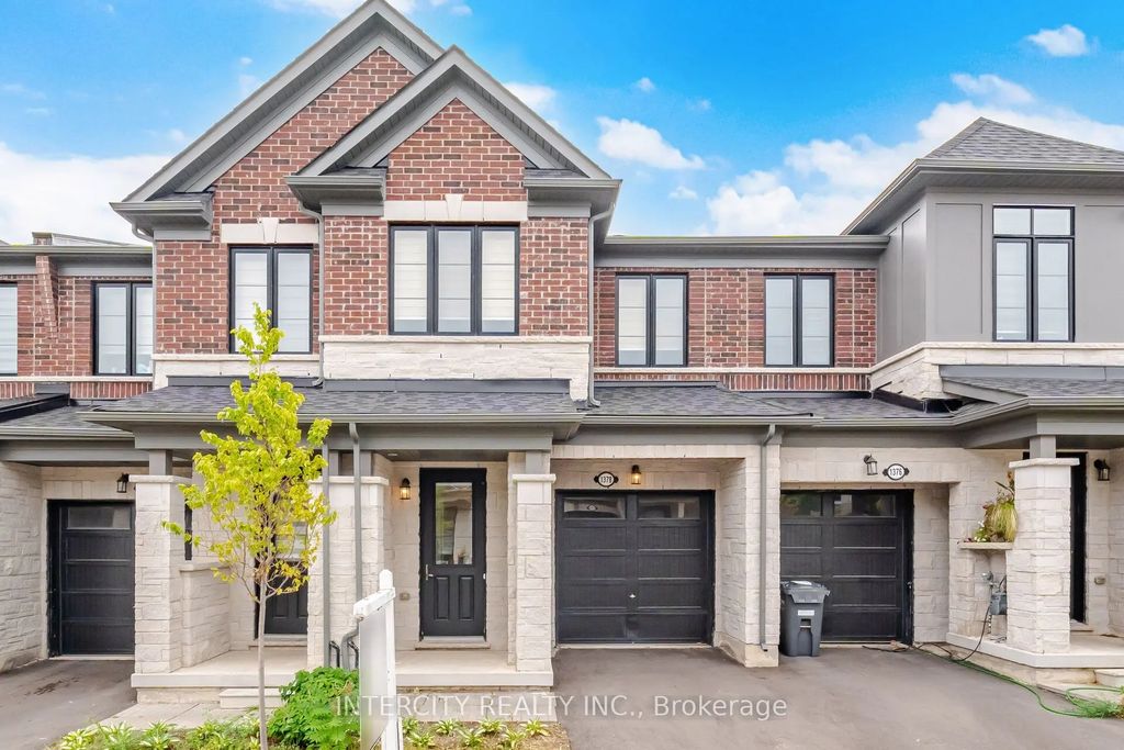 1378 National Common, Burlington