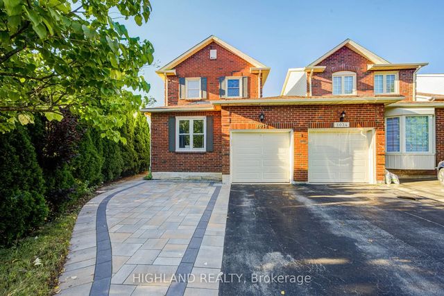2032 Glenada Crescent, Oakville