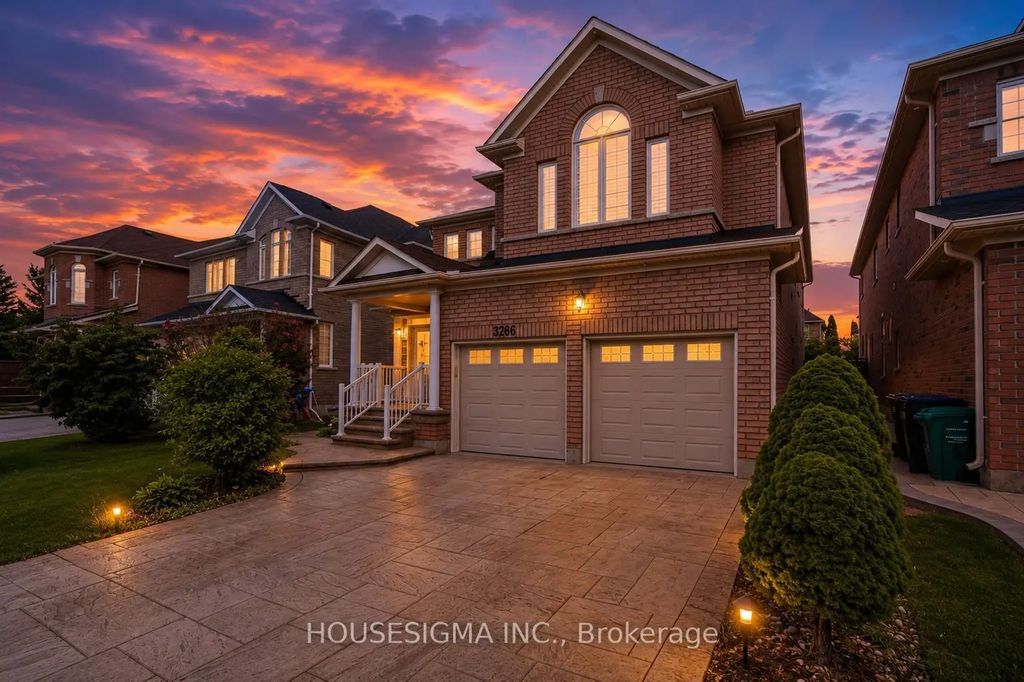 3266 Weatherford Road, Mississauga