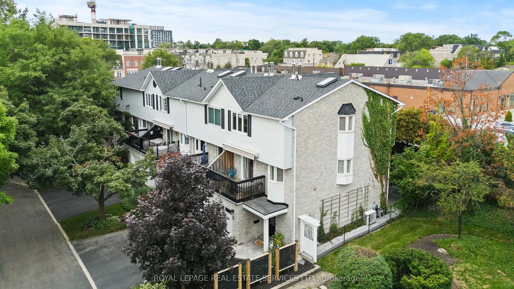 2303 Marine Drive 5, Oakville