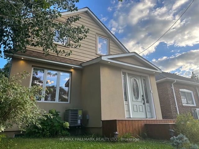 15 Daniels Street, Toronto W07