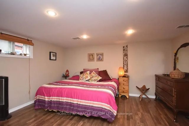 1476 Cawthra Road, Mississauga