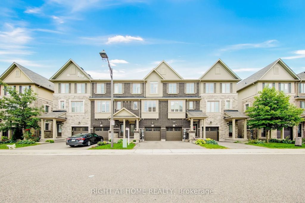 408 Belcourt Common, Oakville