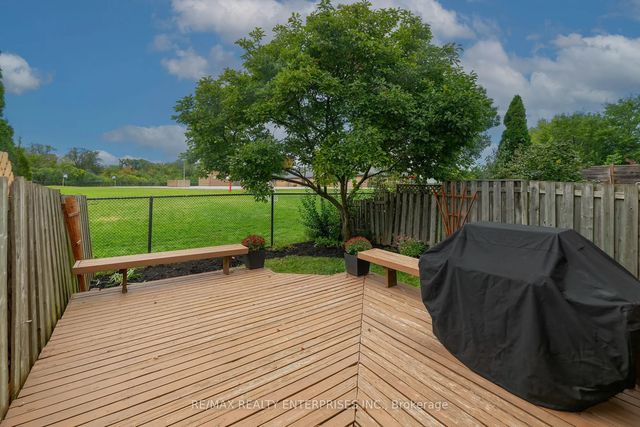 1066 Runnymead Crescent, Oakville