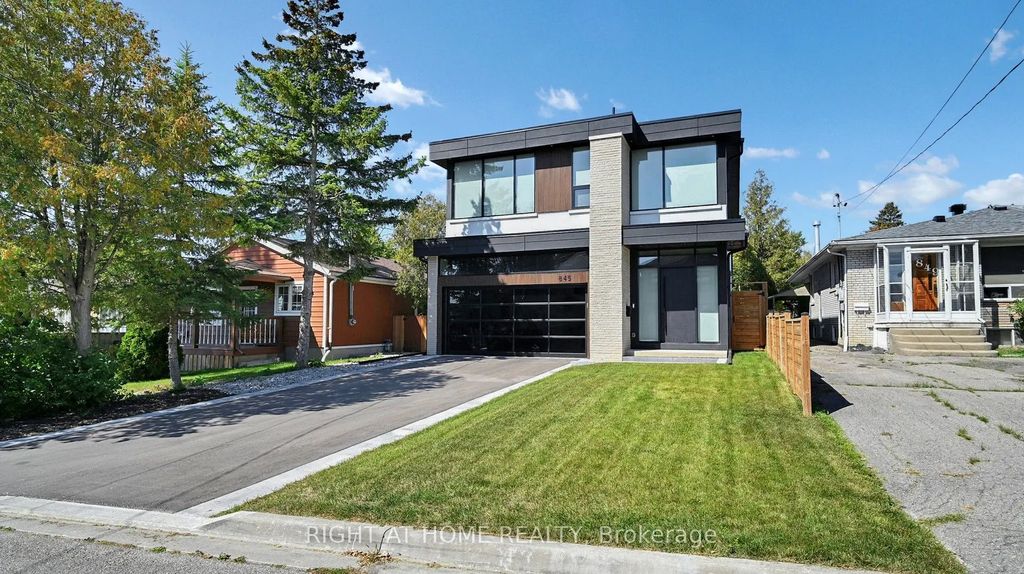 845 Seventh Street, Mississauga