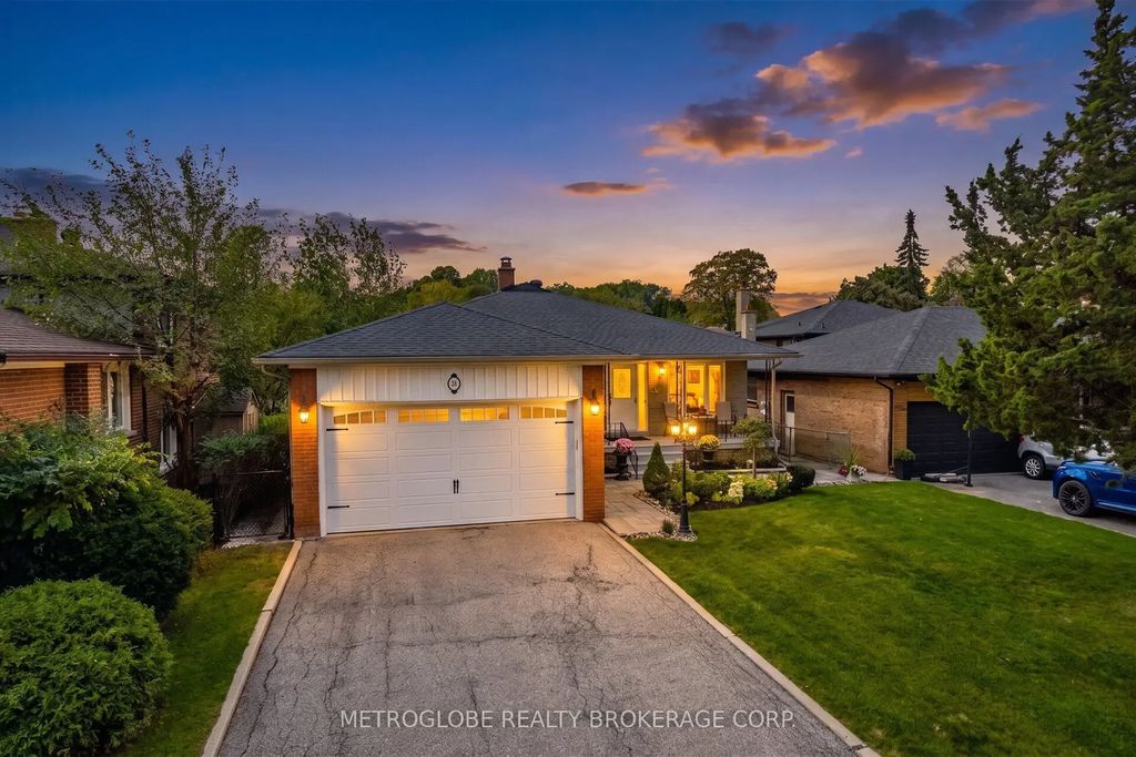28 Eldorado Court, Toronto W05