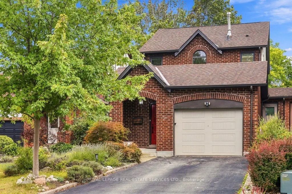 2182 Margot Street, Oakville