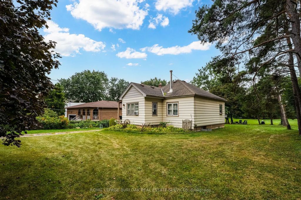 1412 Old York Road, Burlington