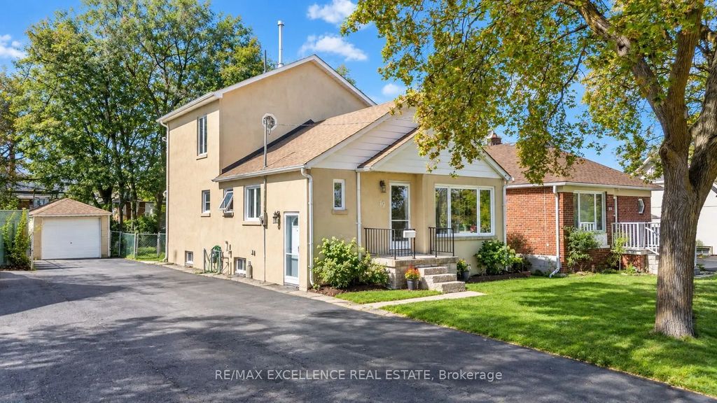 49 Barrhead Crescent, Toronto W10