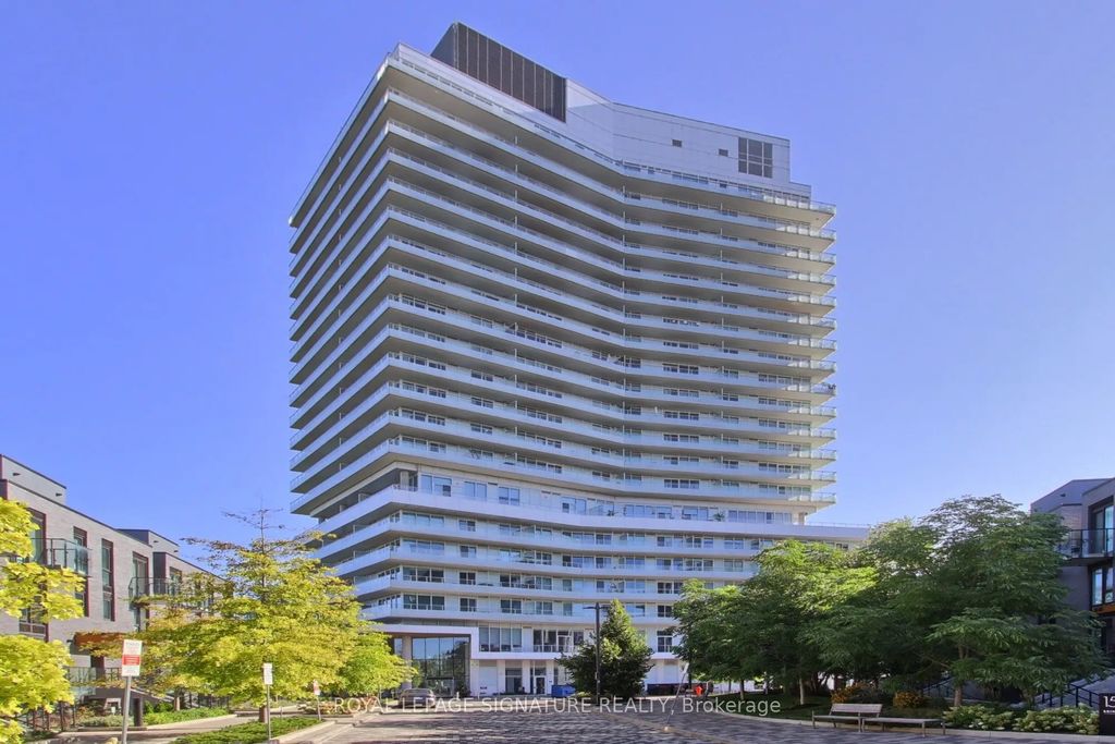 20 Brin Drive 2003, Toronto W08