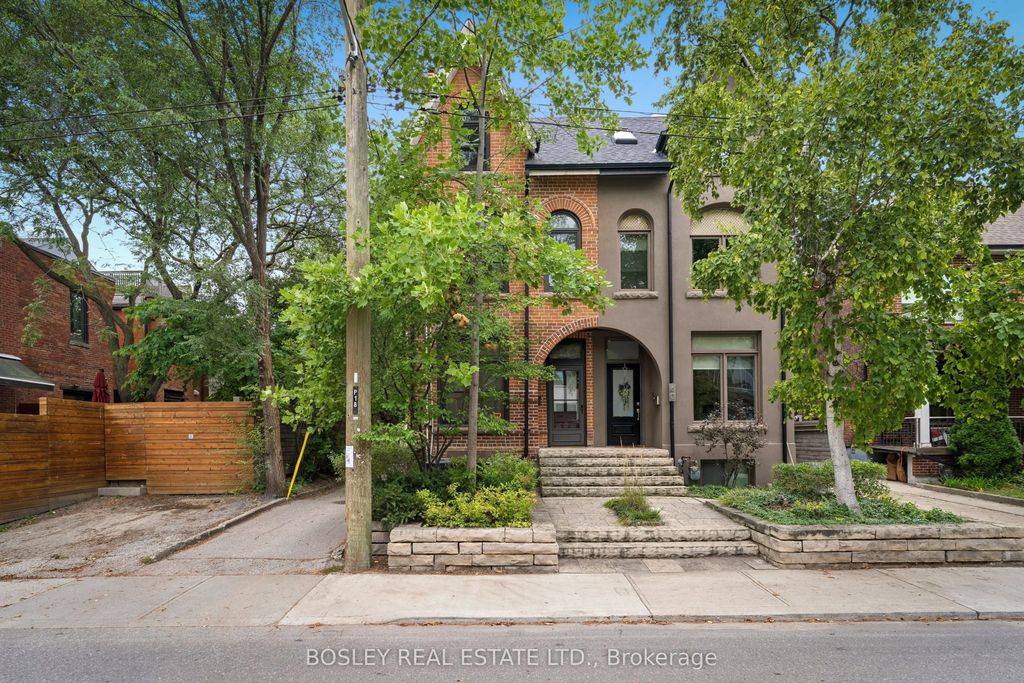 62 Pearson Avenue, Toronto W01