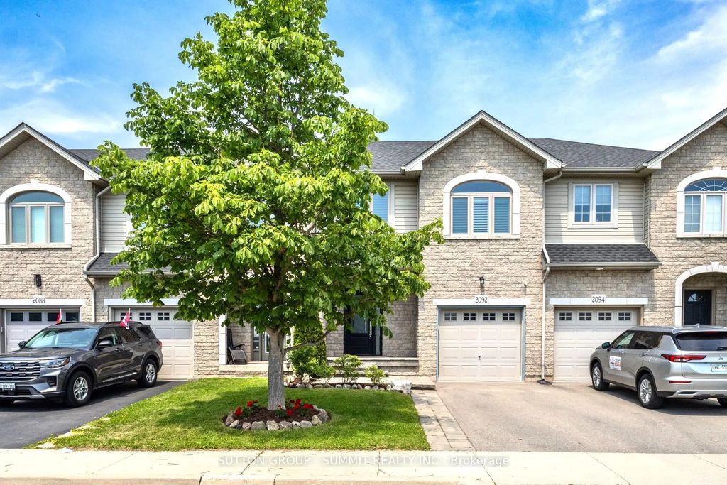 2092 English Crescent, Burlington